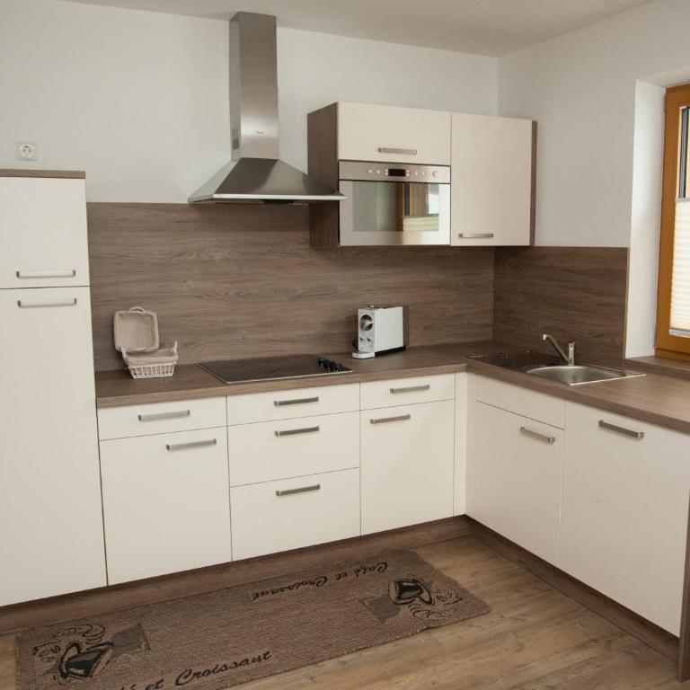 Appartement Dominik - Three-Bedroom Apartment - 4