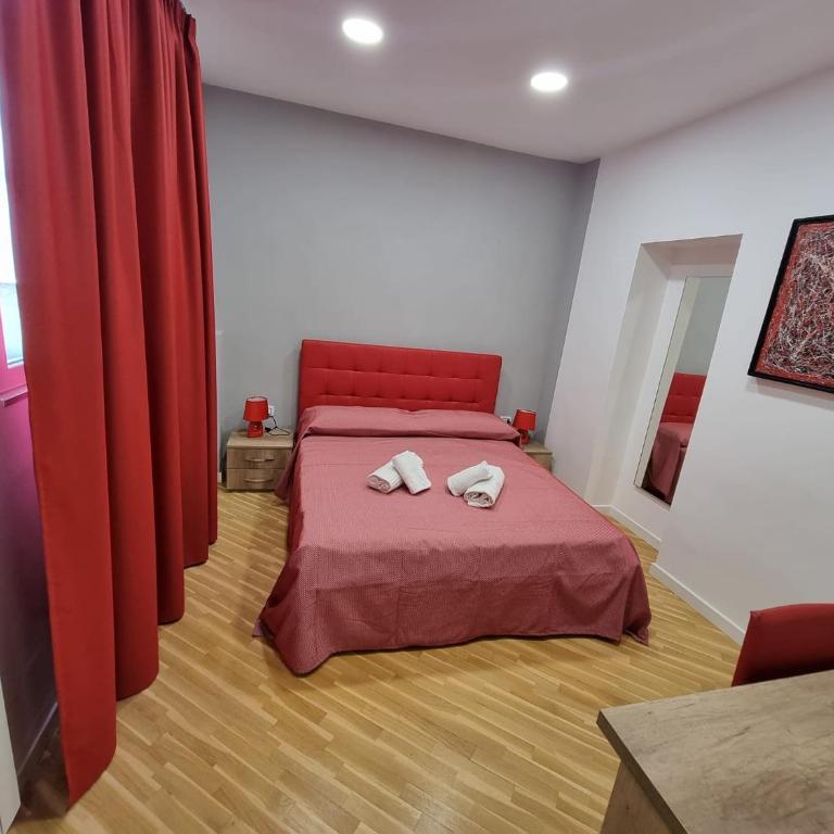 BARBAJA SUITES IN STREET TOLEDO 205 - Triple Room with Private Bathroom - 5