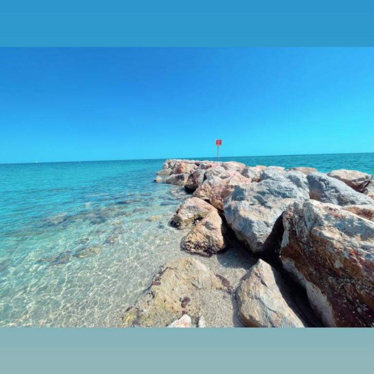 Les Capitelles Bord de plage avec grande piscine - Vue montagne - Balcon - Clim - One-Bedroom Apartment - 12