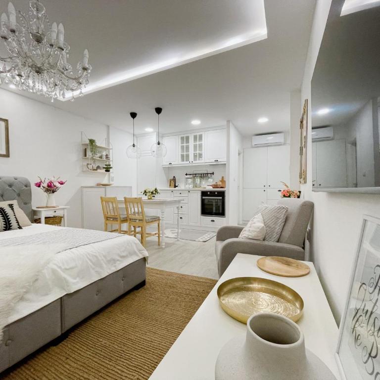 Apartment MVP Lux - Studio - 19