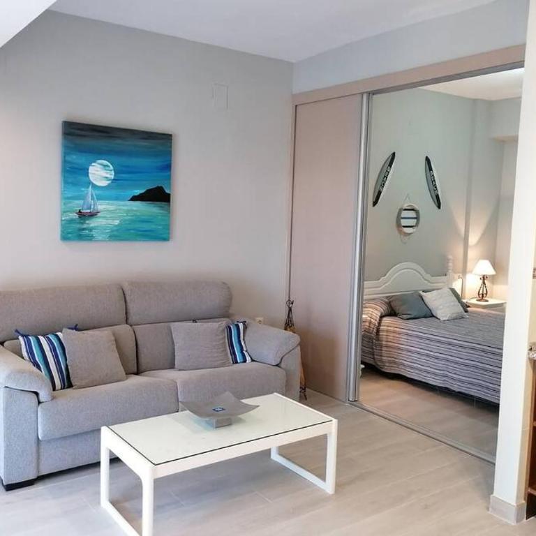 Apartamento 42 Eurosol, a 5 min Carihuela - One-Bedroom Apartment - 9