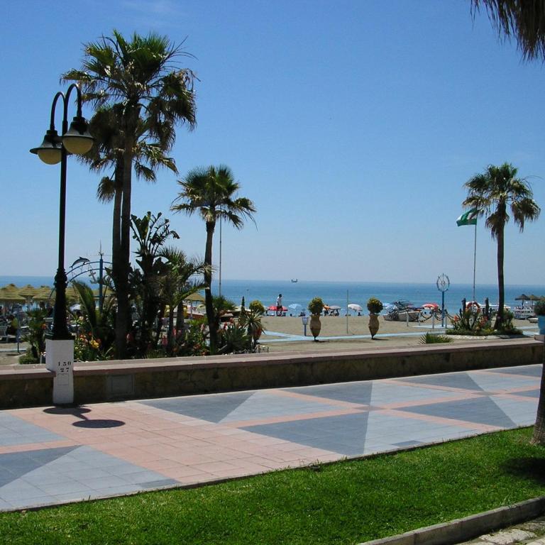 Apartamento 42 Eurosol, a 5 min Carihuela - One-Bedroom Apartment - 33