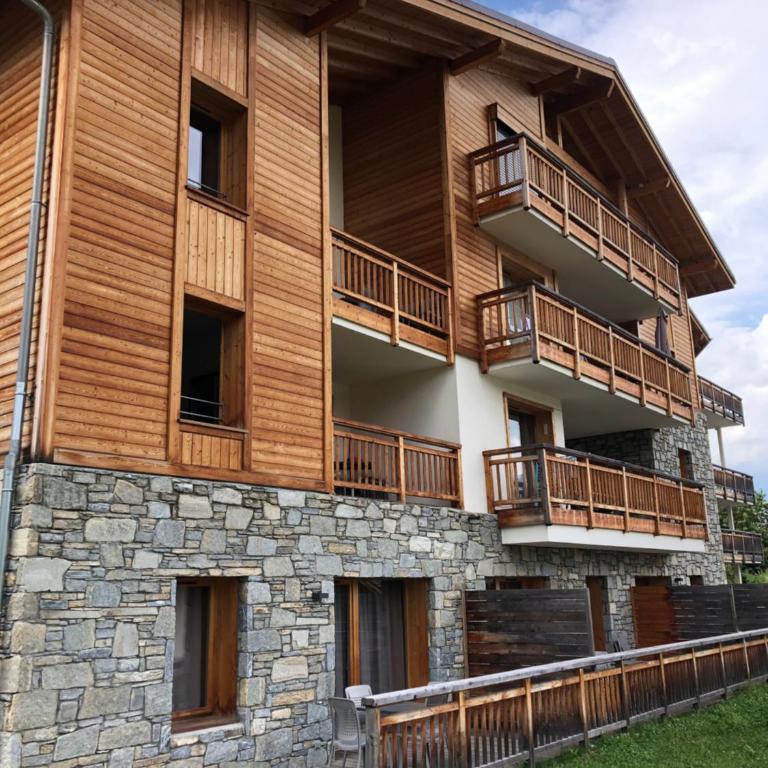 Luxury 2 Bedroom Apartment with view of Mont Blanc - Appartement avec Vue sur la Montagne - 17