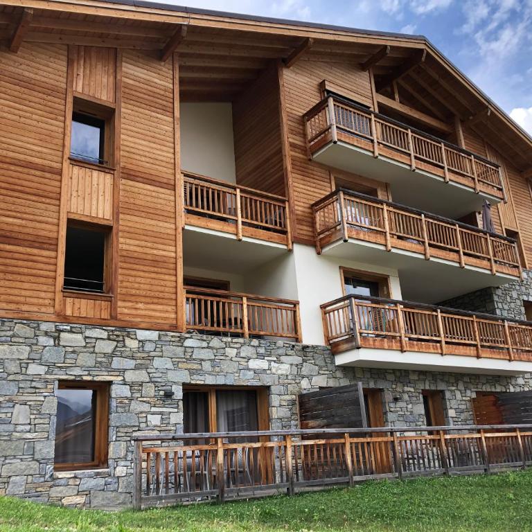 Luxury 2 Bedroom Apartment with view of Mont Blanc - Appartement avec Vue sur la Montagne - 18