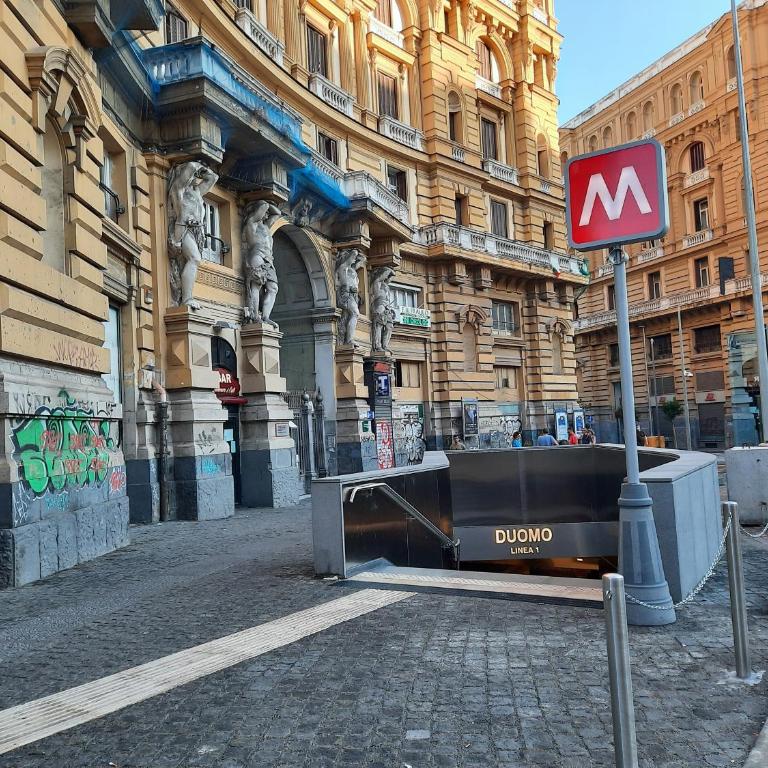Napoli central - Double Room with Private Bathroom - 51