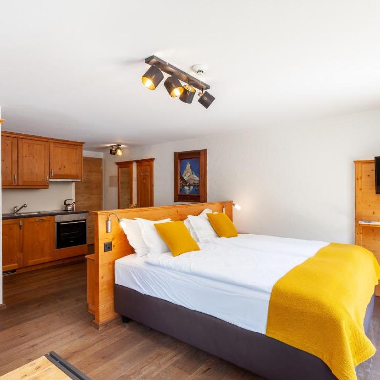 22 Summits Apartments - Studio - 2