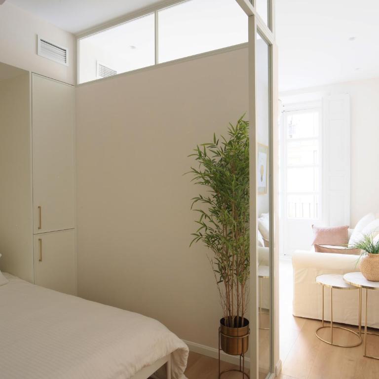 STAYLISH STUDIO APARTMENT IN MALASANA - One-Bedroom Apartment - 7
