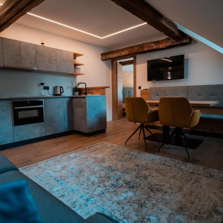 Apartments, Guest House & historic Chalet Neuhaus - Appartamento Deluxe - 20