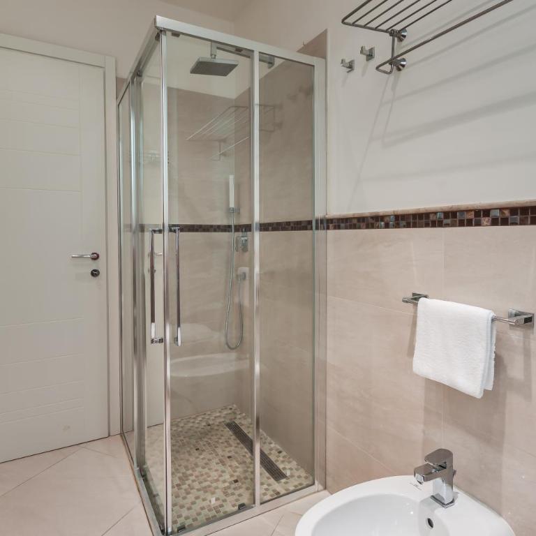 Apartments Florence - Oriuolo Elegance - Appartamento con 2 Camere da Letto - 14