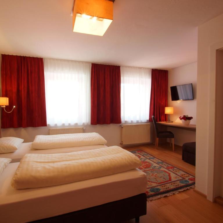 Gasthof zur Post - Double Room - 8