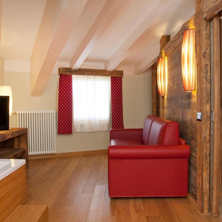Hotel Delle Alpi - Suite Deluxe con Vasca Idromassaggio - 7