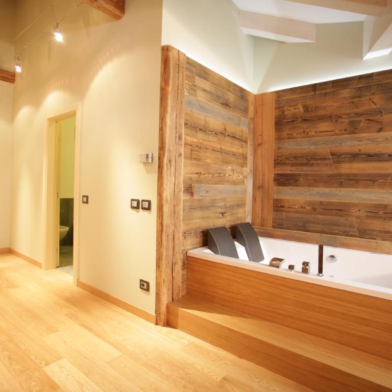 Hotel Delle Alpi - Suite Deluxe con Vasca Idromassaggio - 11
