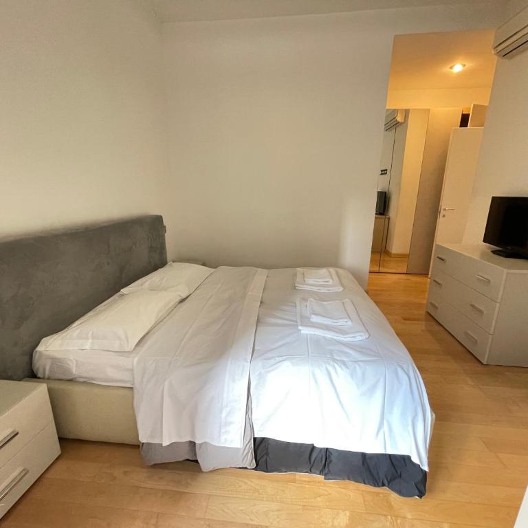 Luciano Laterani Guest House - Appartamento con 1 Camera da Letto - 2