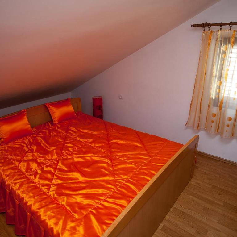 Apartments Ratković - Apartman sa 2 Spavaće Sobe i Balkonom - 10