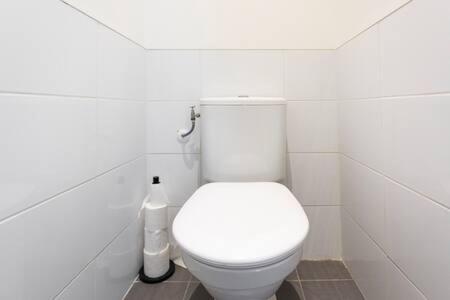 Appartement Charmant Place de Lerme - Appartement 1 Chambre - 20