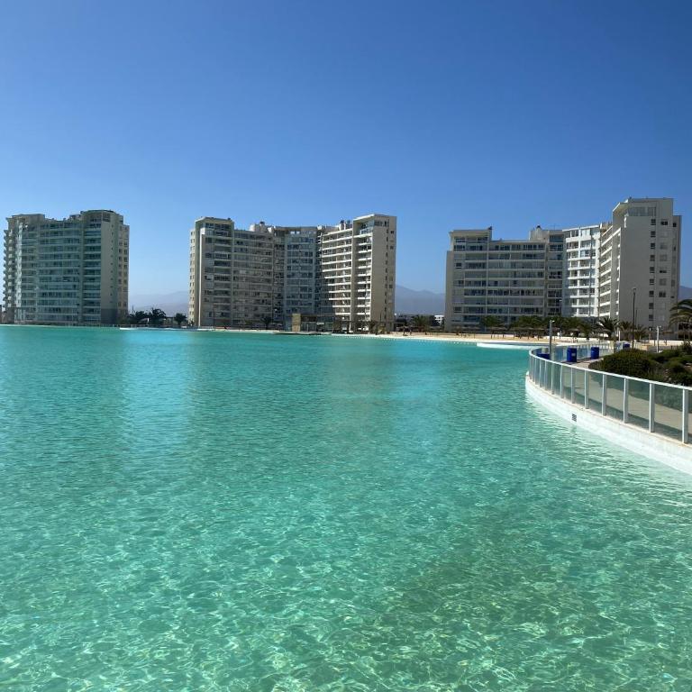 Hermoso apartamento de 2 dormitorios y 2 baños en Laguna del Mar La Serena - Apartamento de 2 dormitorios - 17