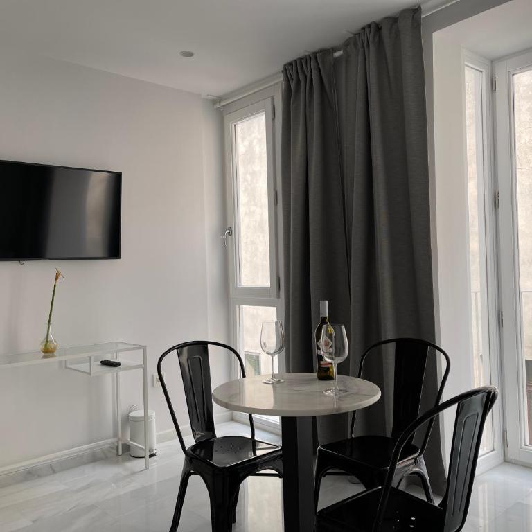 San Lorenzo Apartamentos y Suites - Apartamento con balcón - 19