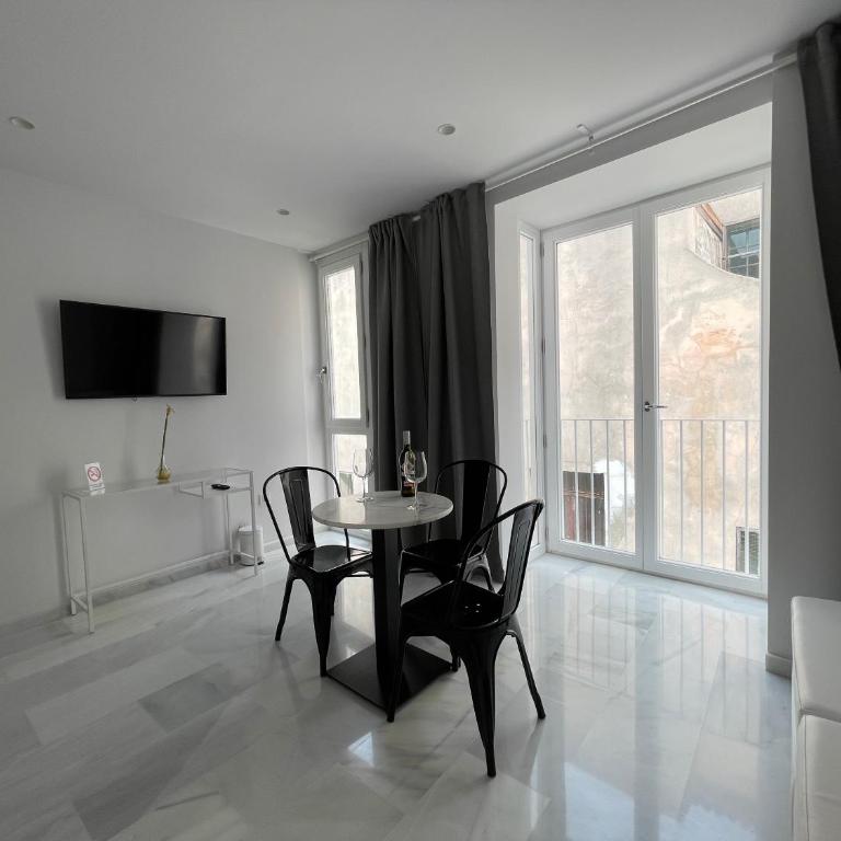 San Lorenzo Apartamentos y Suites - Apartamento con balcón - 22
