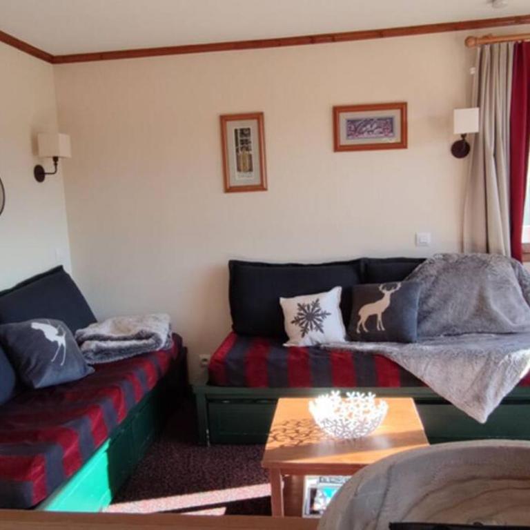 Le Refuge de L'alpaga Superbe duplex au pied des pistes avec Parking couvert gratuit - Appartement 2 Chambres - 8
