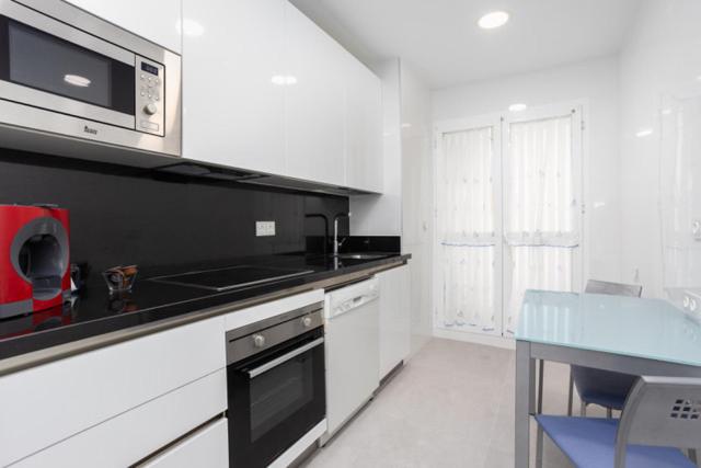 2º MTR - Marbella Temporary Rent 3 bedrooms Av del Mar - Apartamento con terraza - 12
