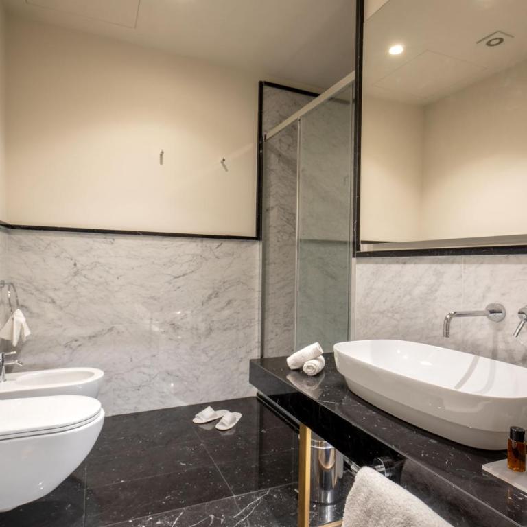 Spagna Luxury Rooms - Camera King Superior - 10