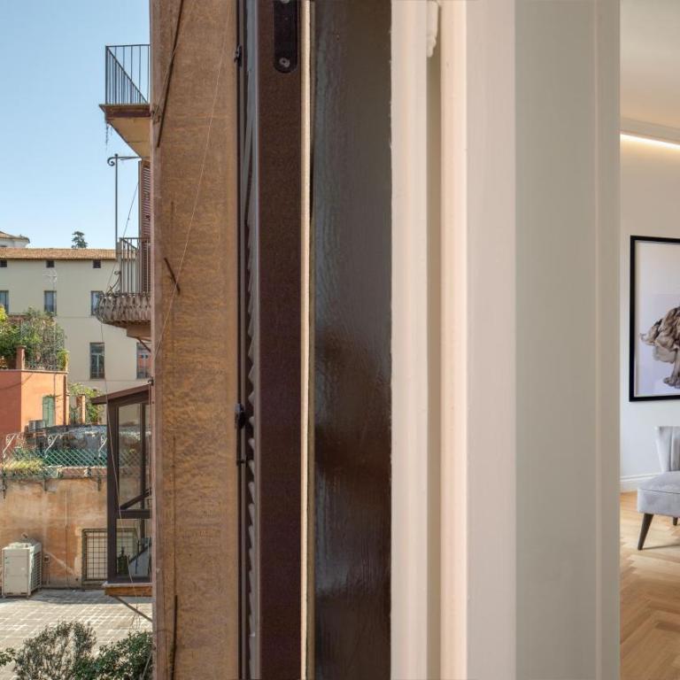 Spagna Luxury Rooms - Suite Presidenziale - 2