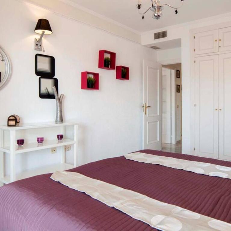FUENGIROLA , Beach, Centre ,Balcony with seaview, for 4 persons - Apartamento de 1 dormitorio - 18