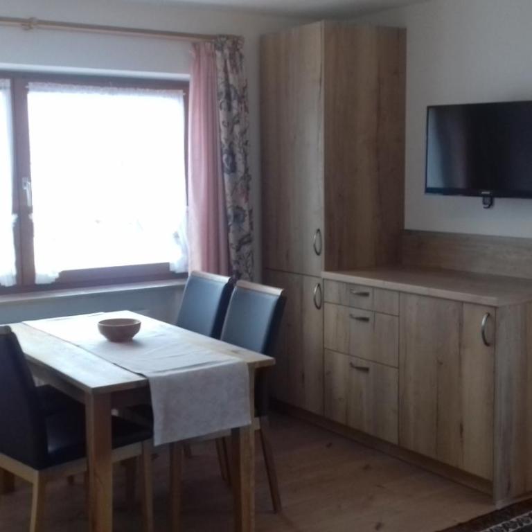 Haus Gehmacher-Maier - Chiemgau Karte - Apartment mit 1 Schlafzimmer - 2