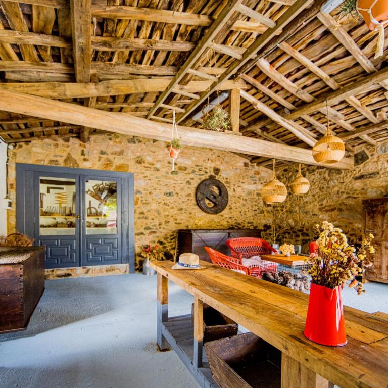 Pena De Roca - Four-Bedroom House - 41