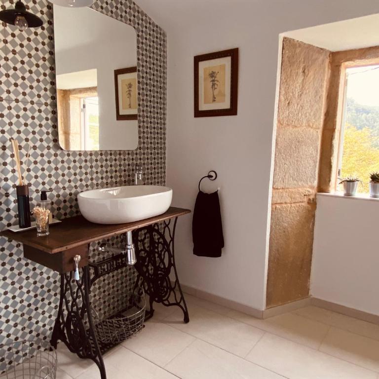 Pena De Roca - Four-Bedroom House - 14