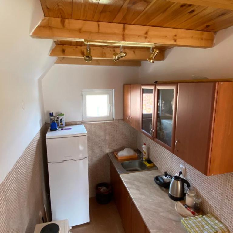 Vista Pitomine - Two-Bedroom Chalet - 8