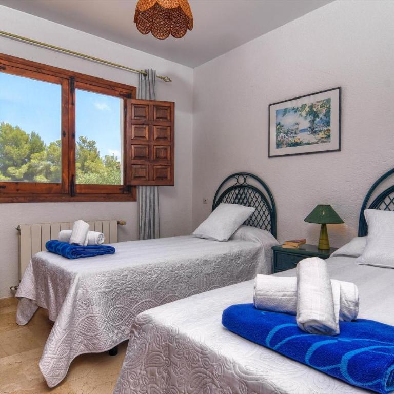 Villa Margarita - A Tranquil Oasis with Large Private Pool - Villa - 12