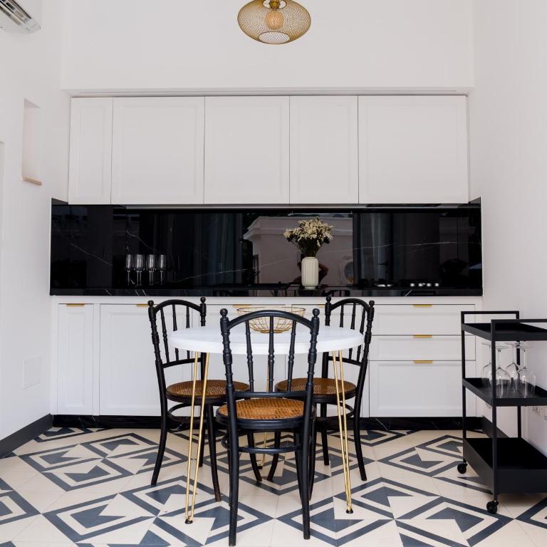Villa Aurelia Suites and Apartments - Suite Familiare - 4
