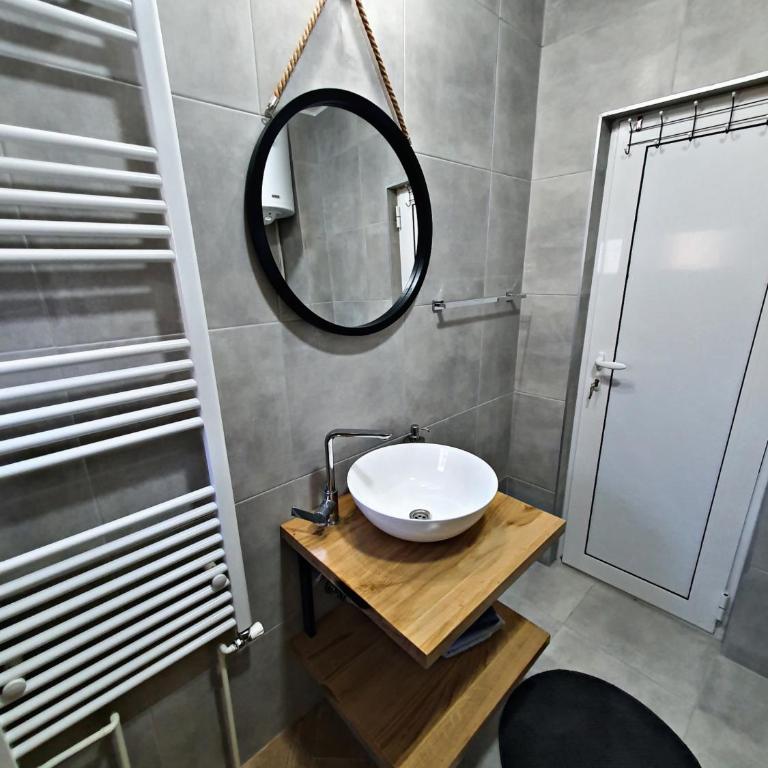 Luxor Apartmani 2 - One-Bedroom Apartment - 8