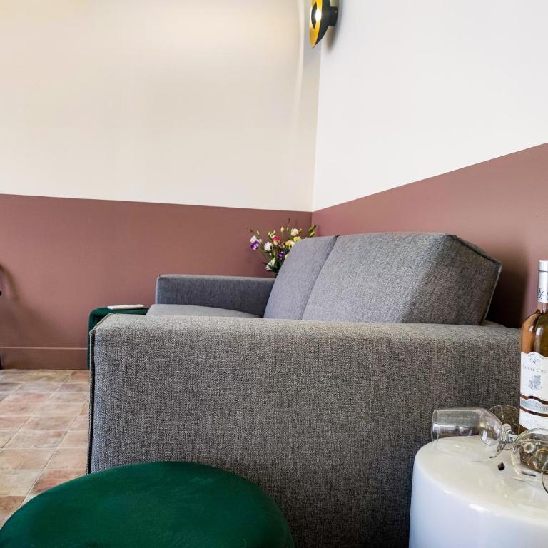 Hotel Aparthotel AMMI Vieux Nice - Junior Suite with Balcony - Courtyard side - 5