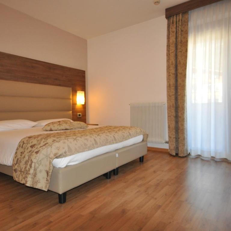 Hotel Select - Camera Quadrupla - 2