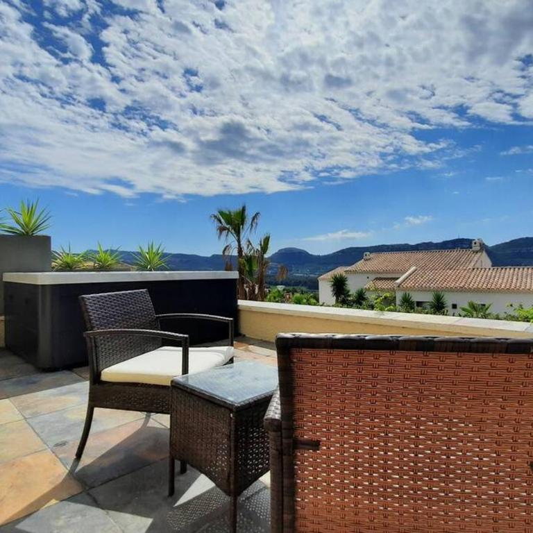 Rêves de vie, le "Port Miou" vue mer, grande terrasse avec jacuzzi - Apartment mit 1 Schlafzimmer - 2