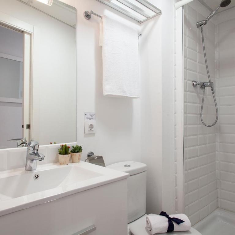 Habitat Apartments Blanca - Two-Bedroom Apartment - 4