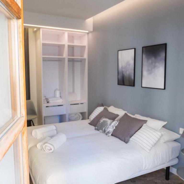 Dos Torres Exclusivos en Calle Alfonso I - Apartamento Deluxe de 1 dormitorio con vistas a la ciudad - 10