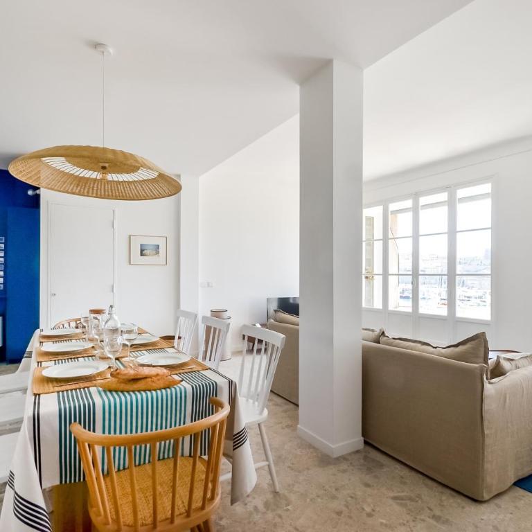 MASSILIA BLUE - Grand appartement refait à neuf avec vue sur le Vieux Port - Four-Bedroom Apartment - 10