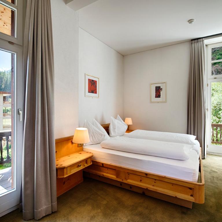 Hotel Villa Post - Deluxe Doppelzimmer mit Balkon - 10