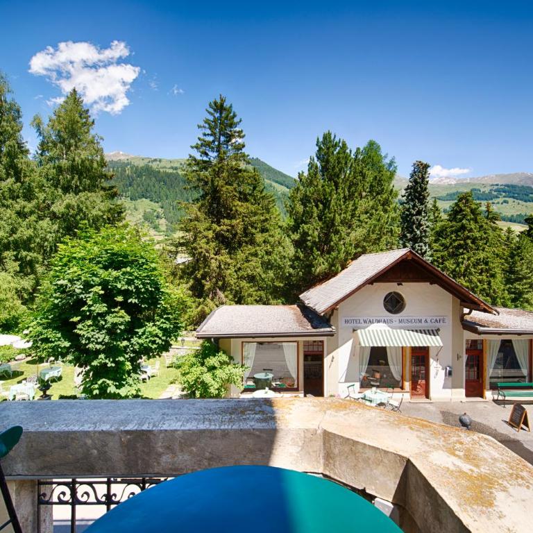 Hotel Villa Post - Deluxe Doppelzimmer mit Balkon - 8