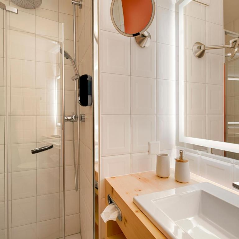 Hotel Villa Post - Comfort Doppelzimmer mit Balkon - 7