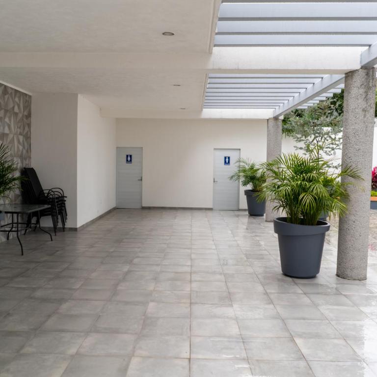 Departamento La Choza Central Pool in GDL downtown - Two-Bedroom Apartment - 33