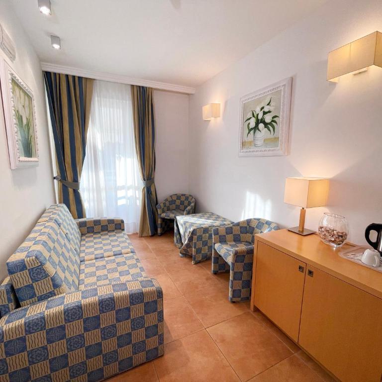 Hotel Domus - Junior Suite con Balcone - 3