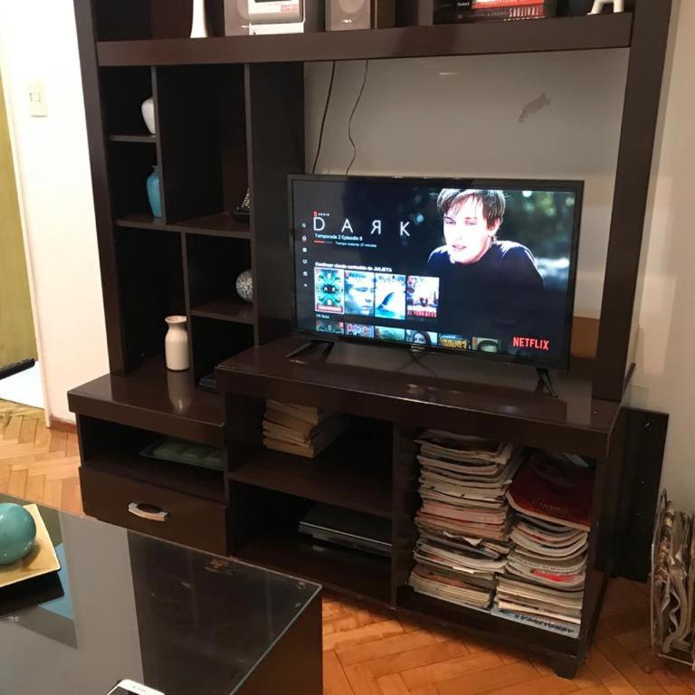 Alquiler por dia Palermo juncal 4540 a pasos de la rural y embajadas 1 2 3 4 5 personas cocheras balcon wifi Se solicita SEÑA y número de contacto - One-Bedroom Apartment - 32