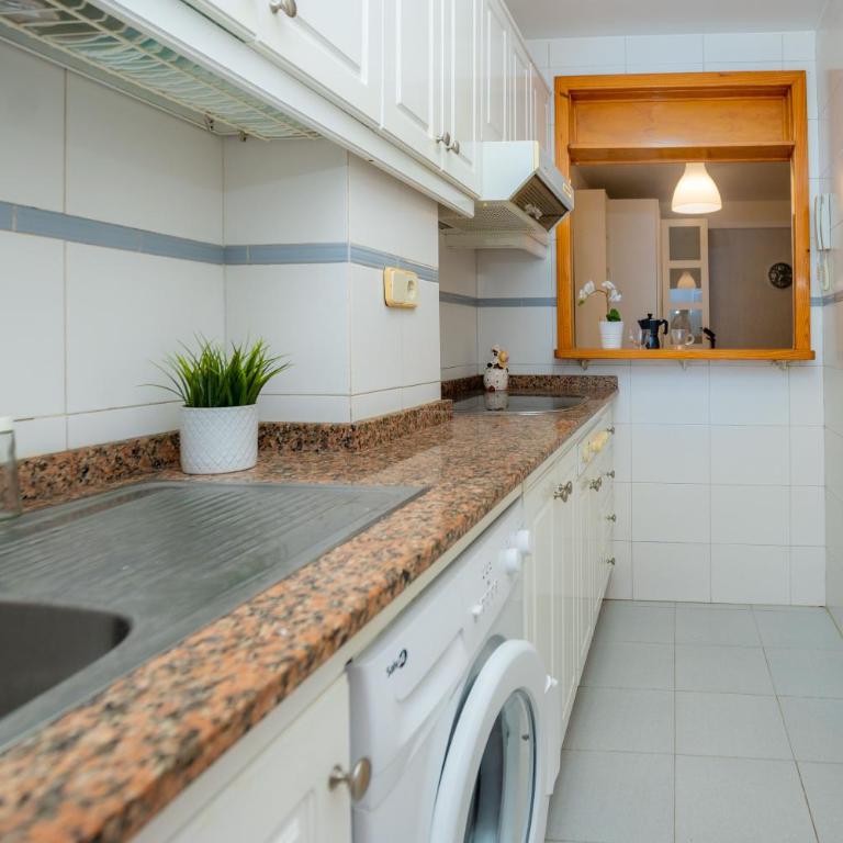 Maria Rosa Urban & Beach Apartment - One-Bedroom Apartment - 20