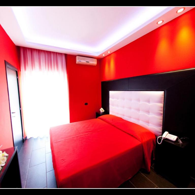 Fly Boutique Hotel - Camera Matrimoniale - 5