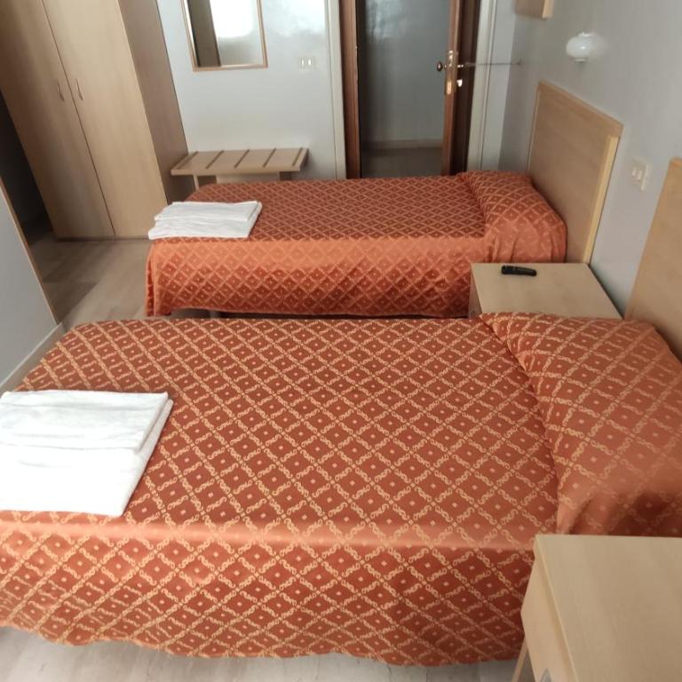 SAN JUAN DE RIBERA, Casa per Ferie - Camera Doppia con Letti Singoli con Bagno Privato - 4