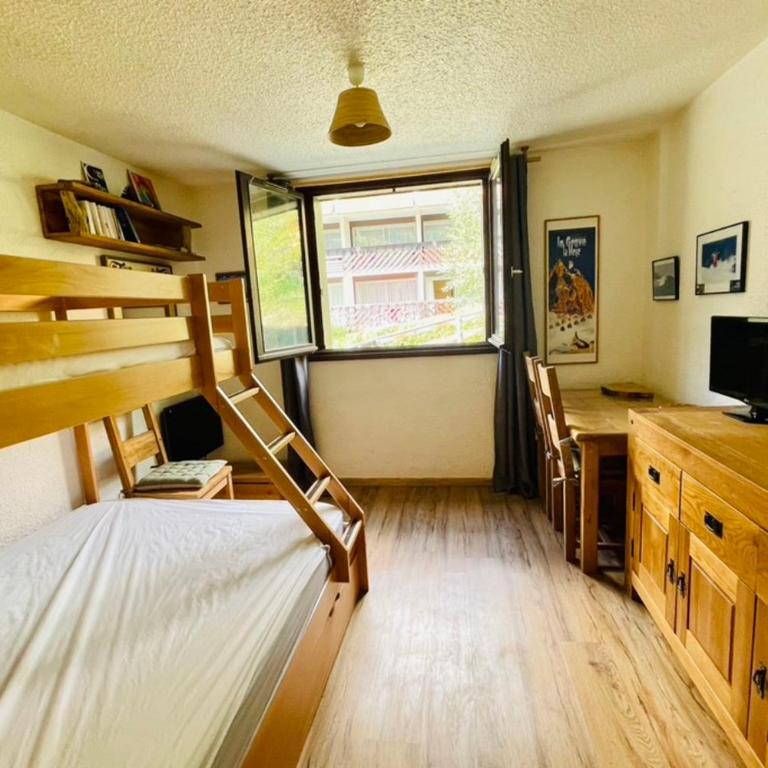 Charming Studio In The Heart Of Saint Chaffrey - Studio - 3